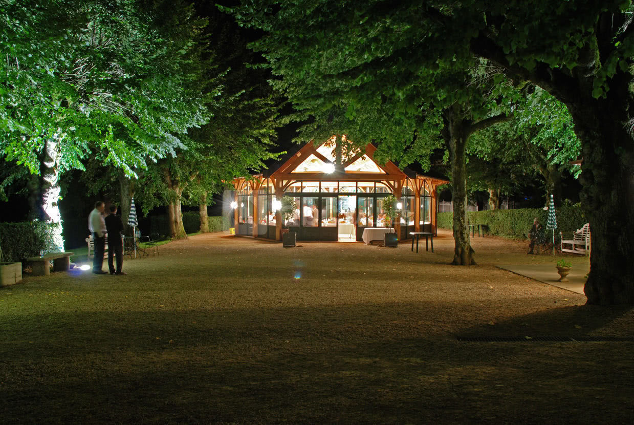 Le kiosque à musique la nuit