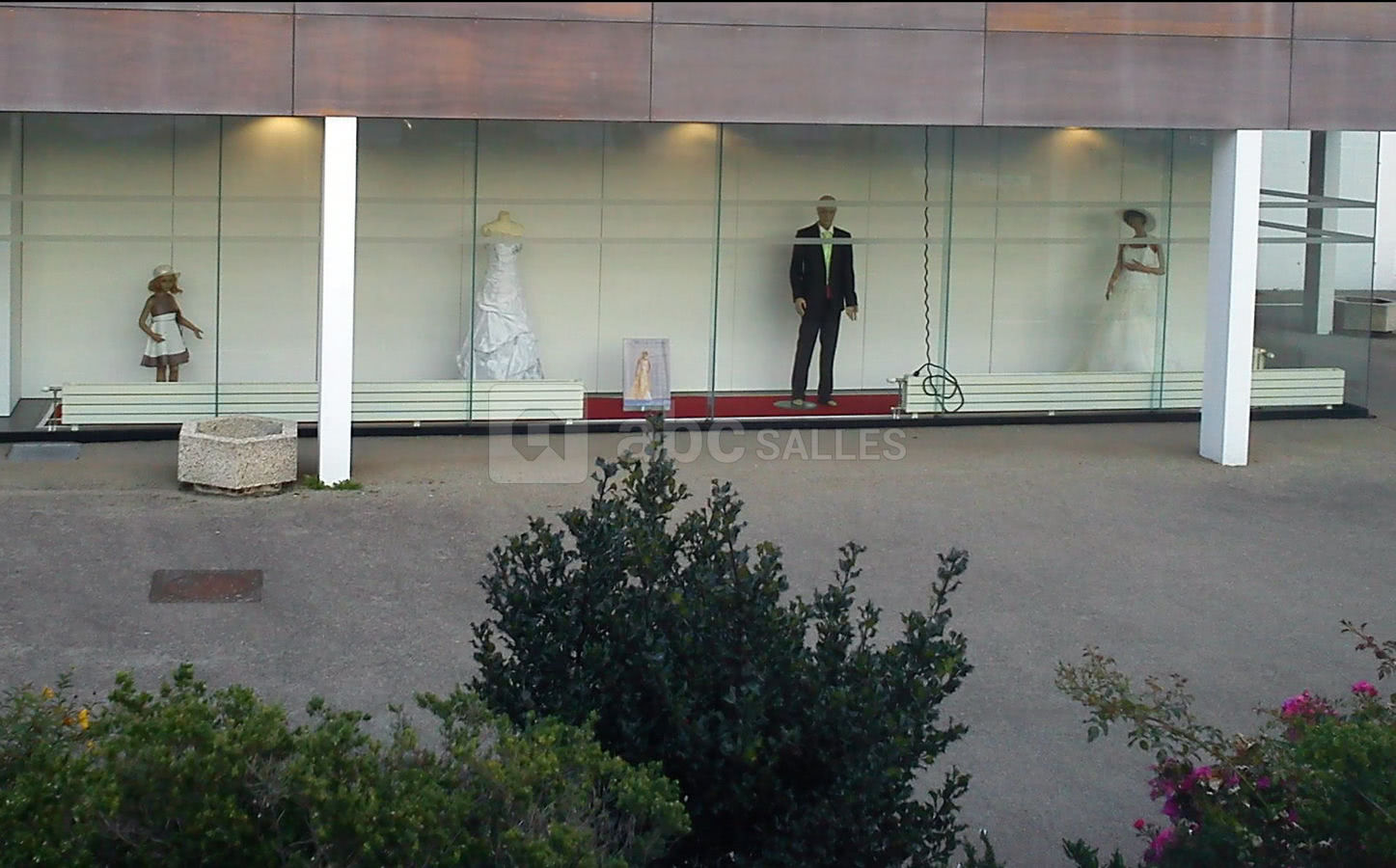 Salon du mariage (vitrine)