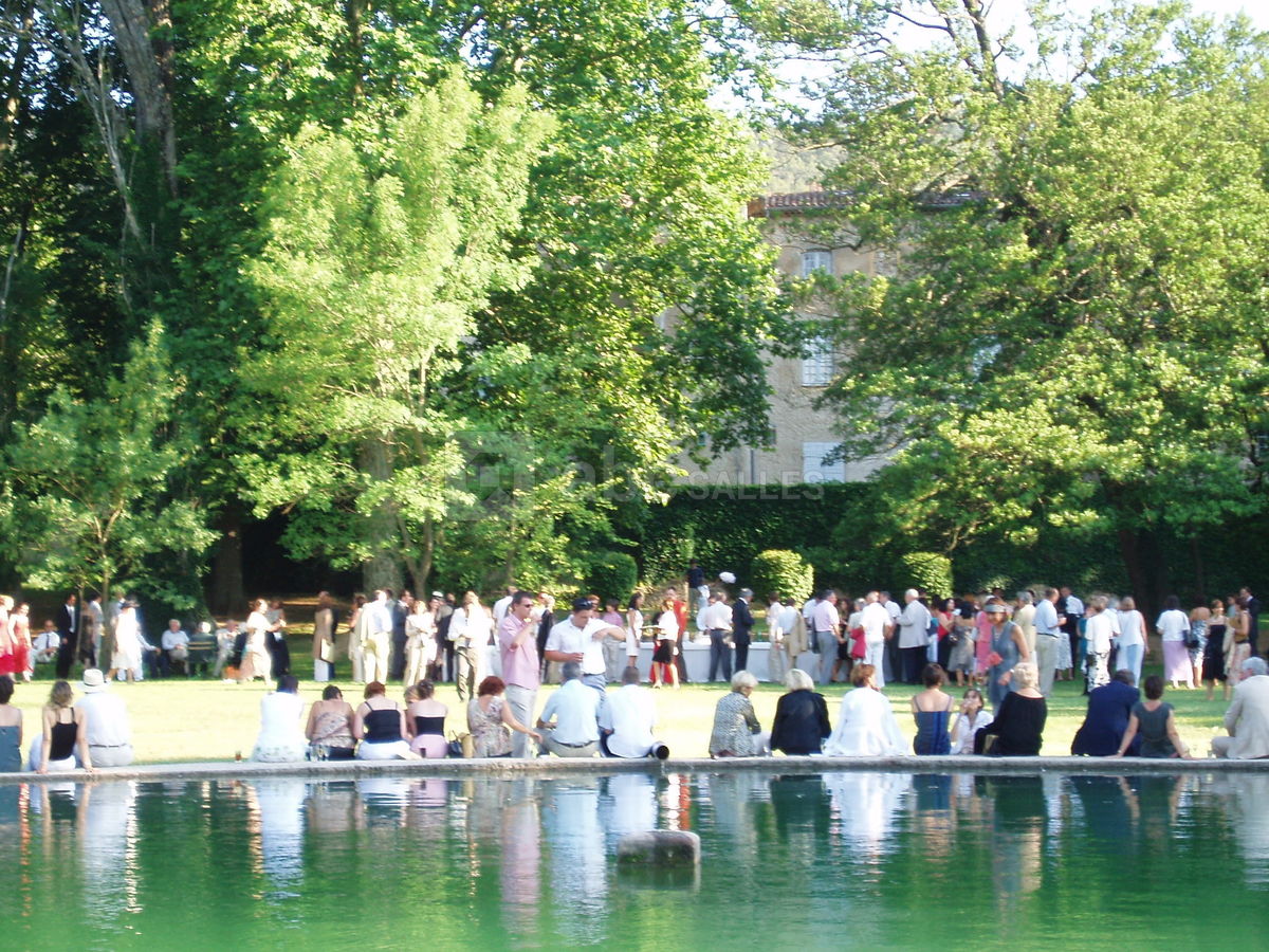 Cérémonie de mariage en extérieur