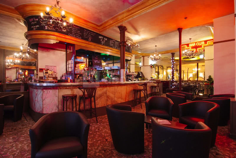 Bar