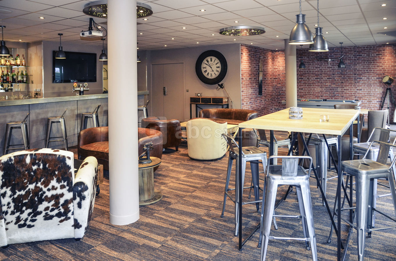 L'Attic Bar