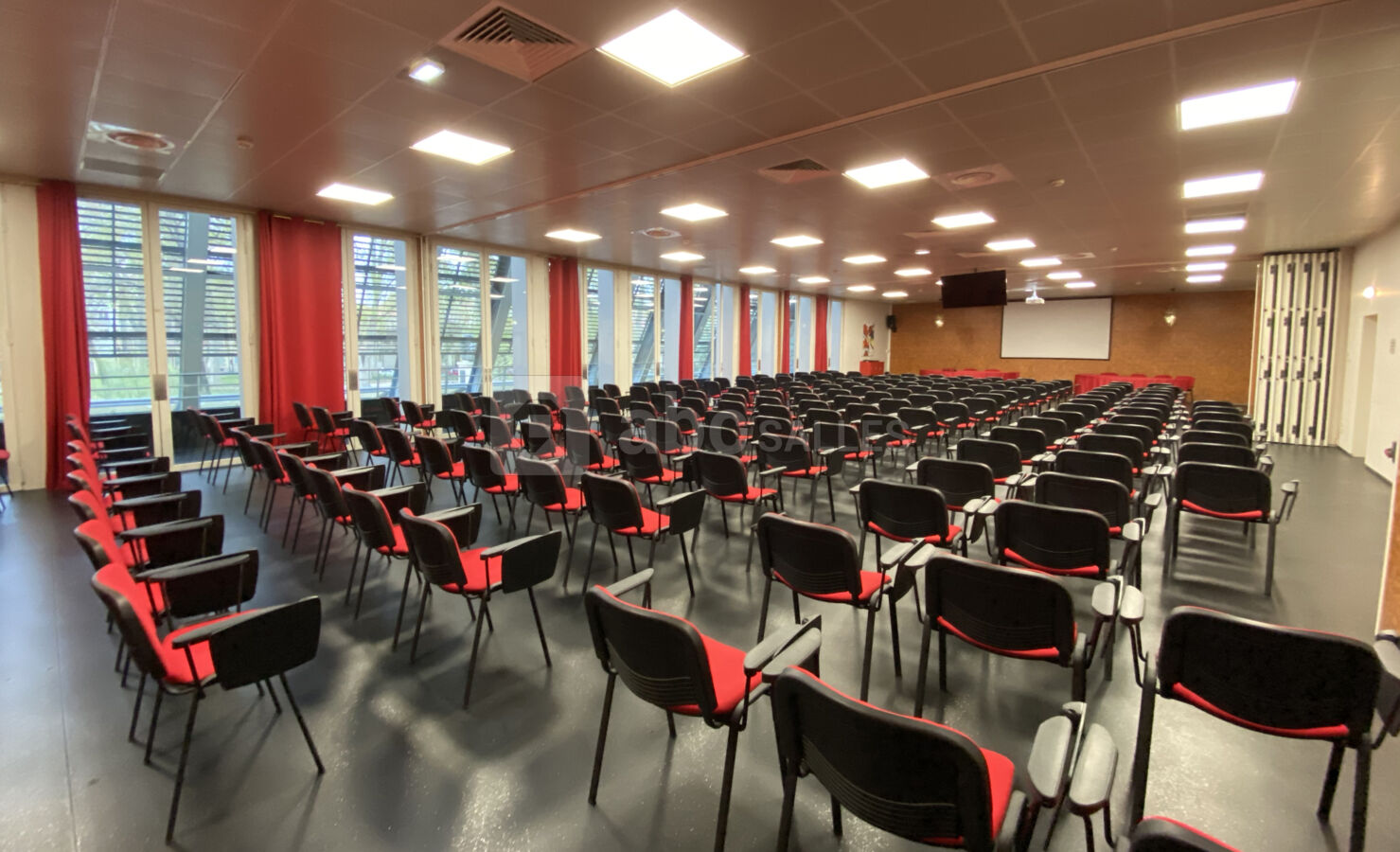 SALLE 11