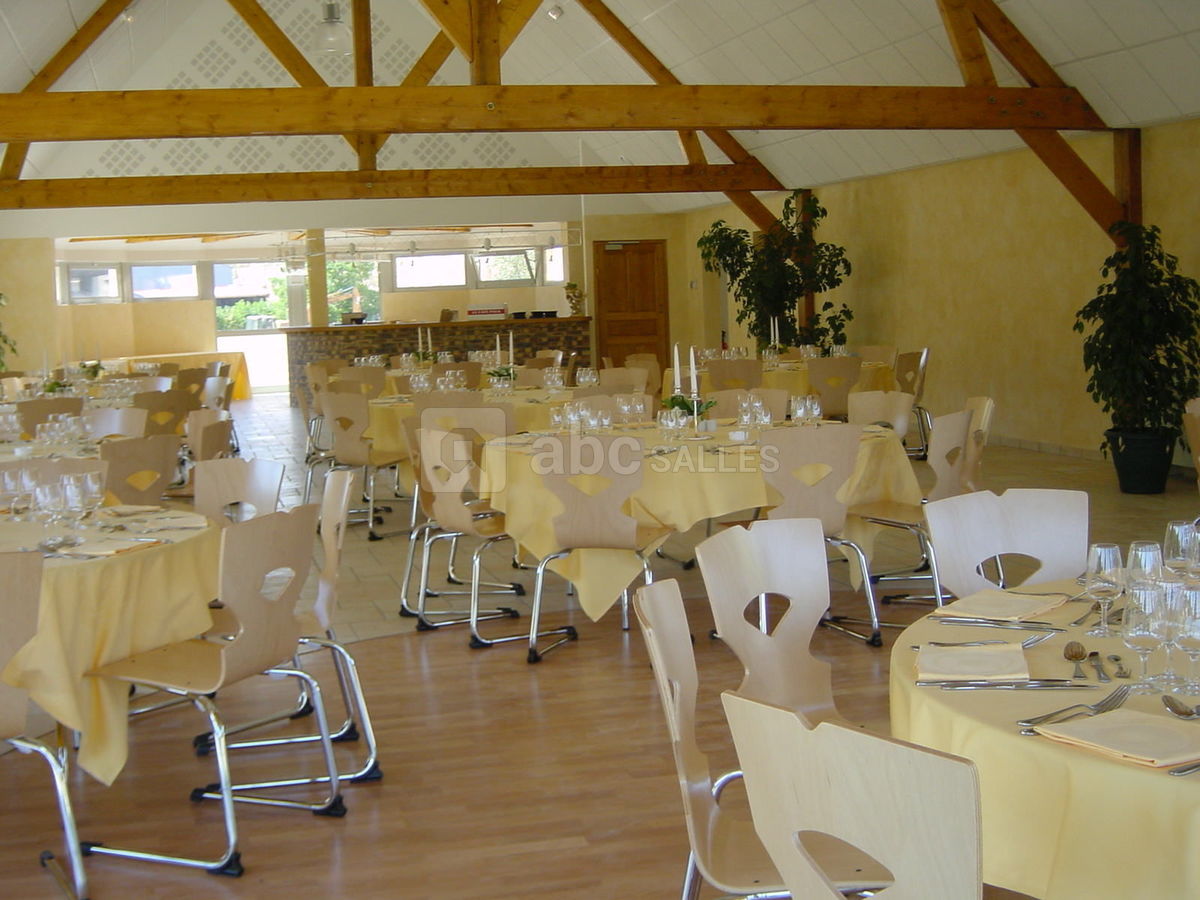 Salle tables