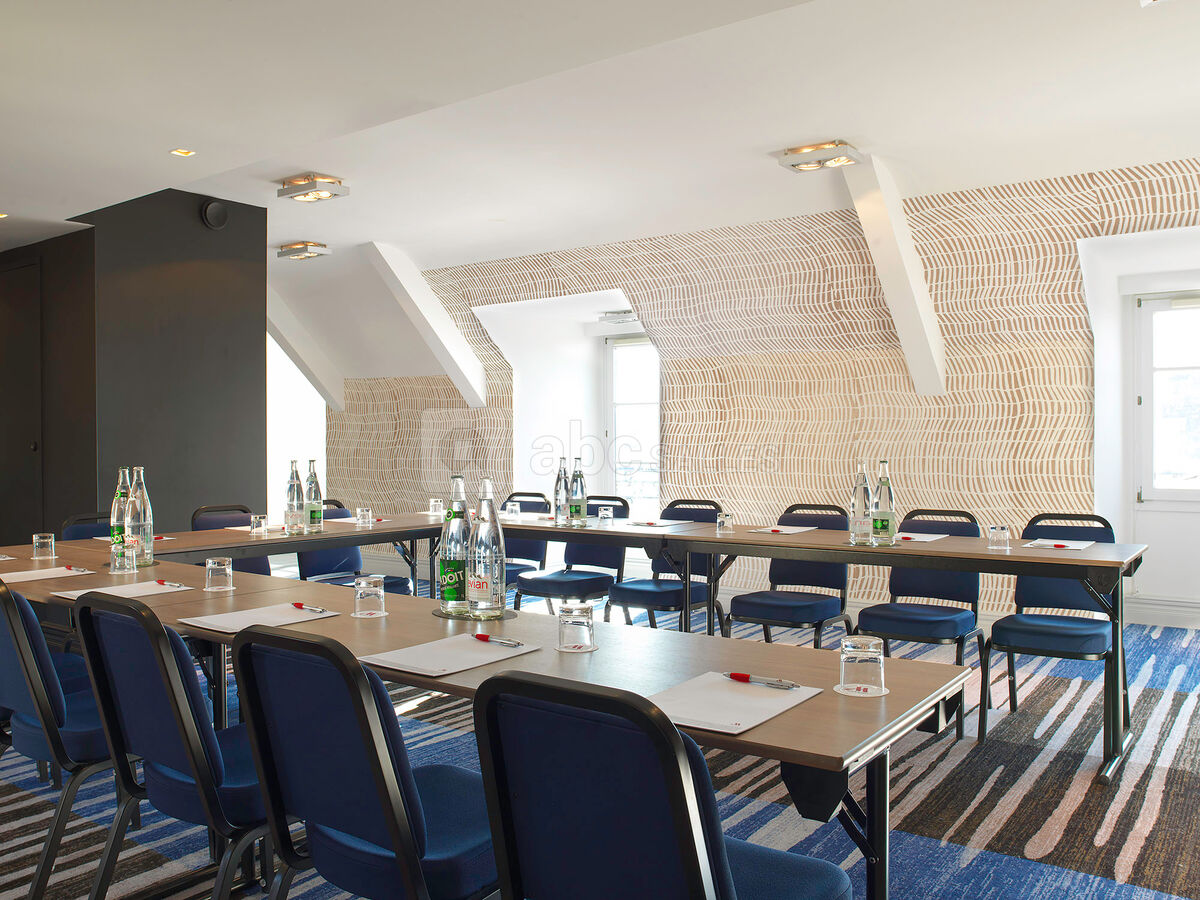 Salon Richelieu - U