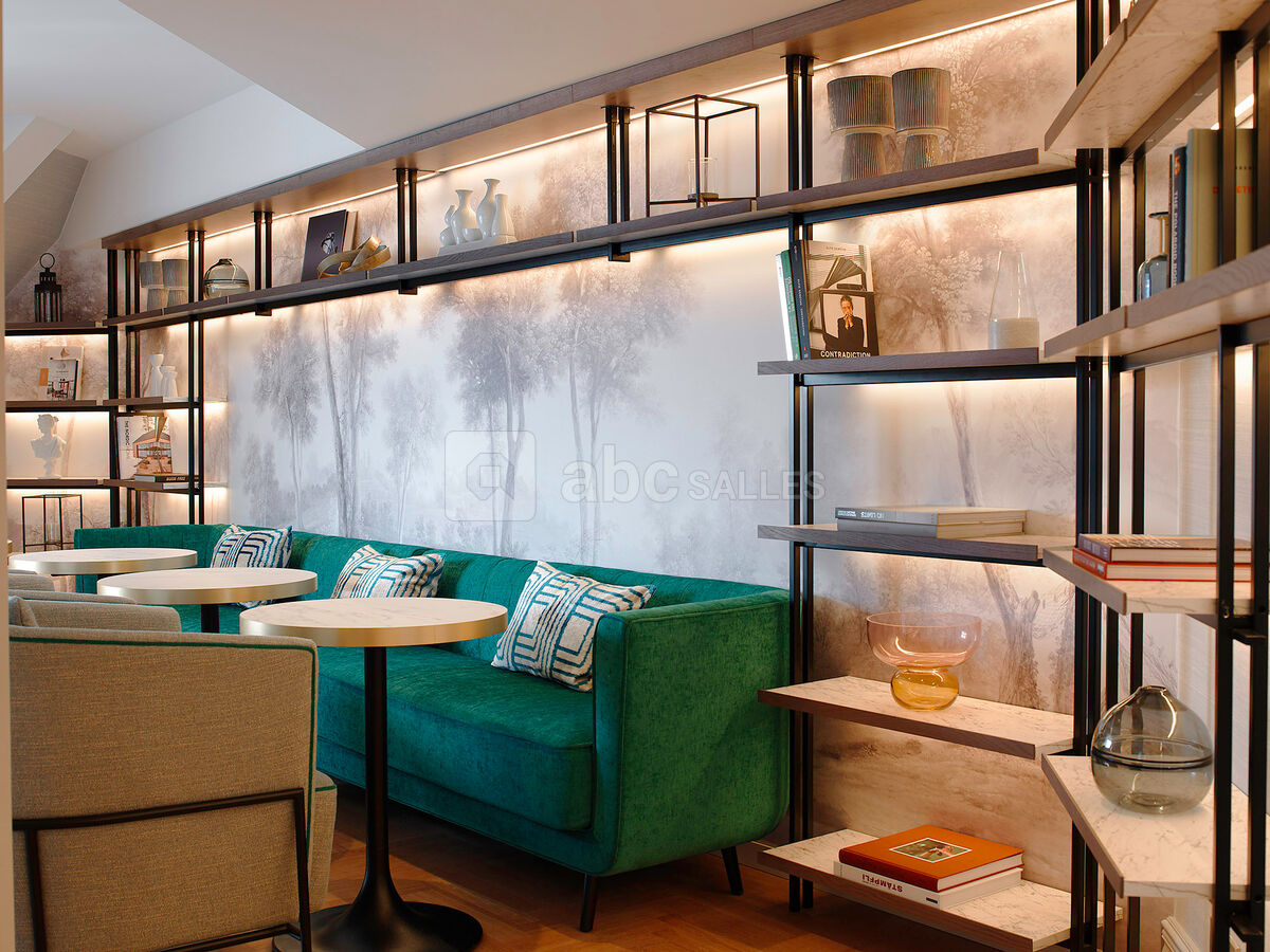 Executive Lounge