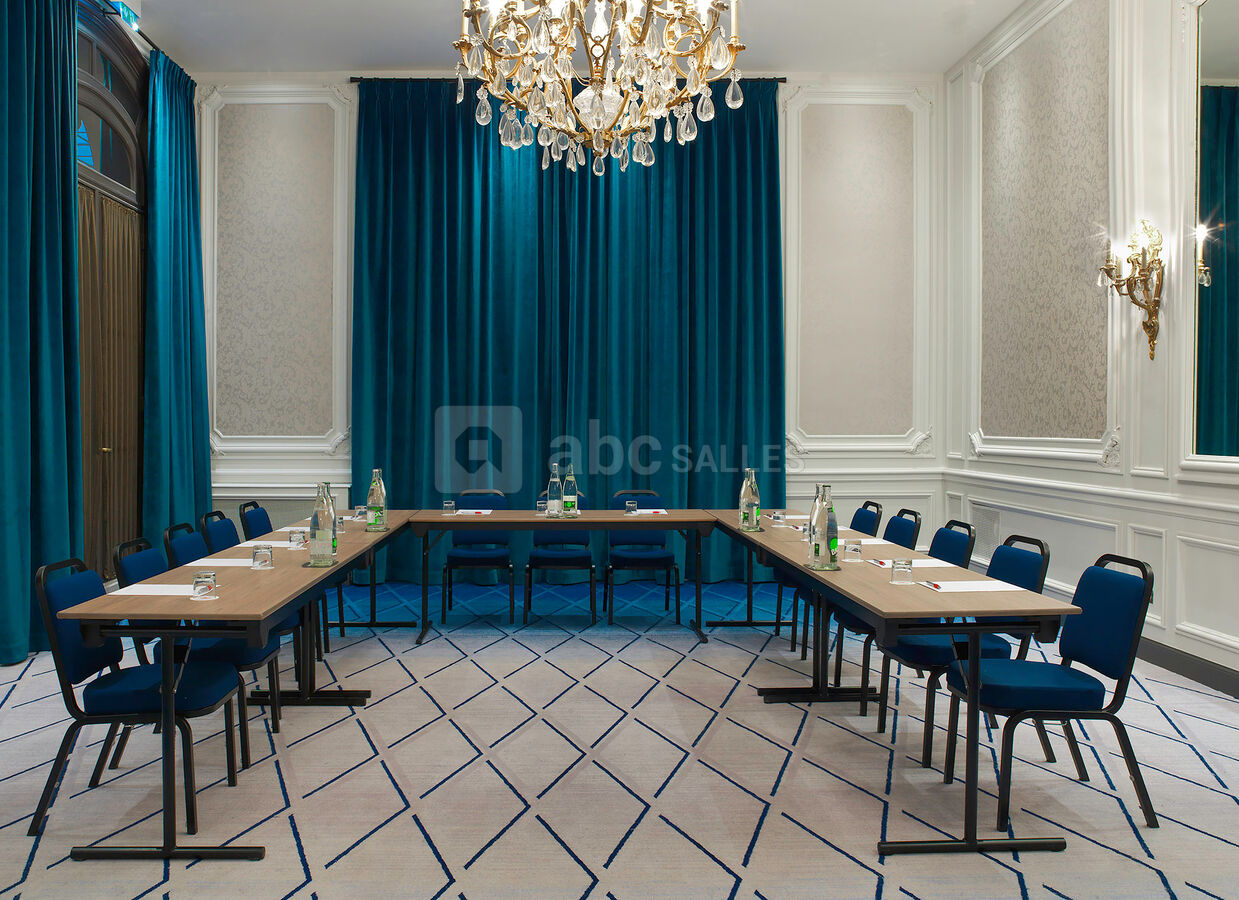 Salon Garnier - U
