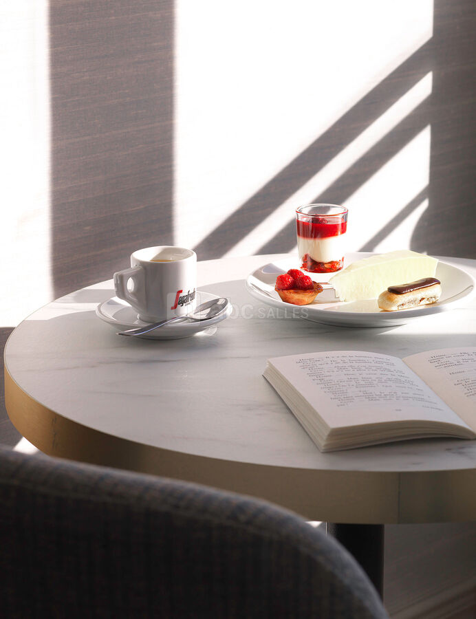 Executive Lounge