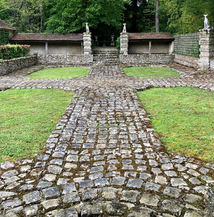 Cour d'entrée des 3 Salles de Réception ou de Réunion