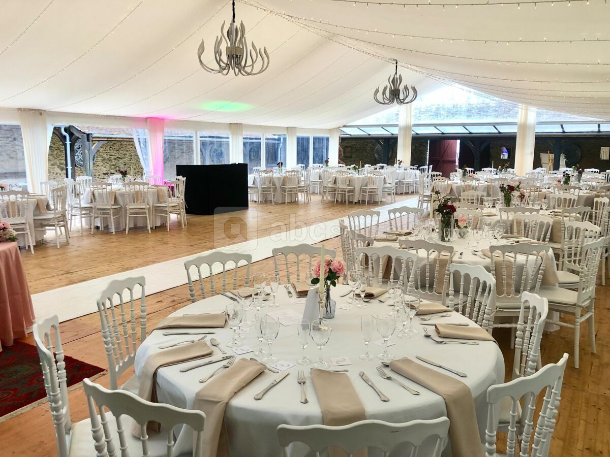 Dîner assis et  Soirée dansante : 200 invités