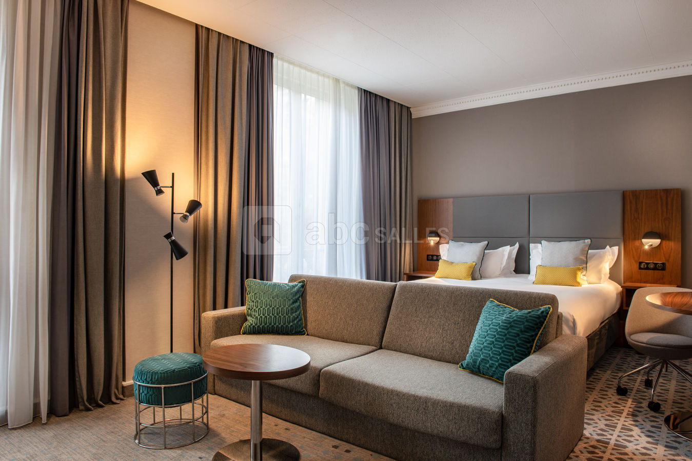 Chambre Executive lit kingsize et canapé-lit