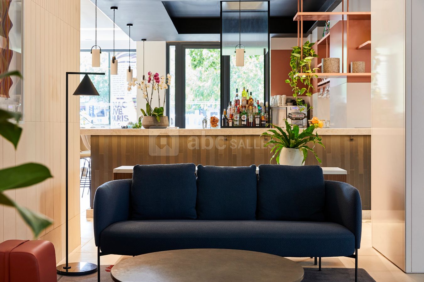 Lobby bar