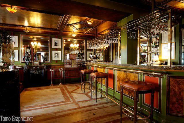 Bar le velours