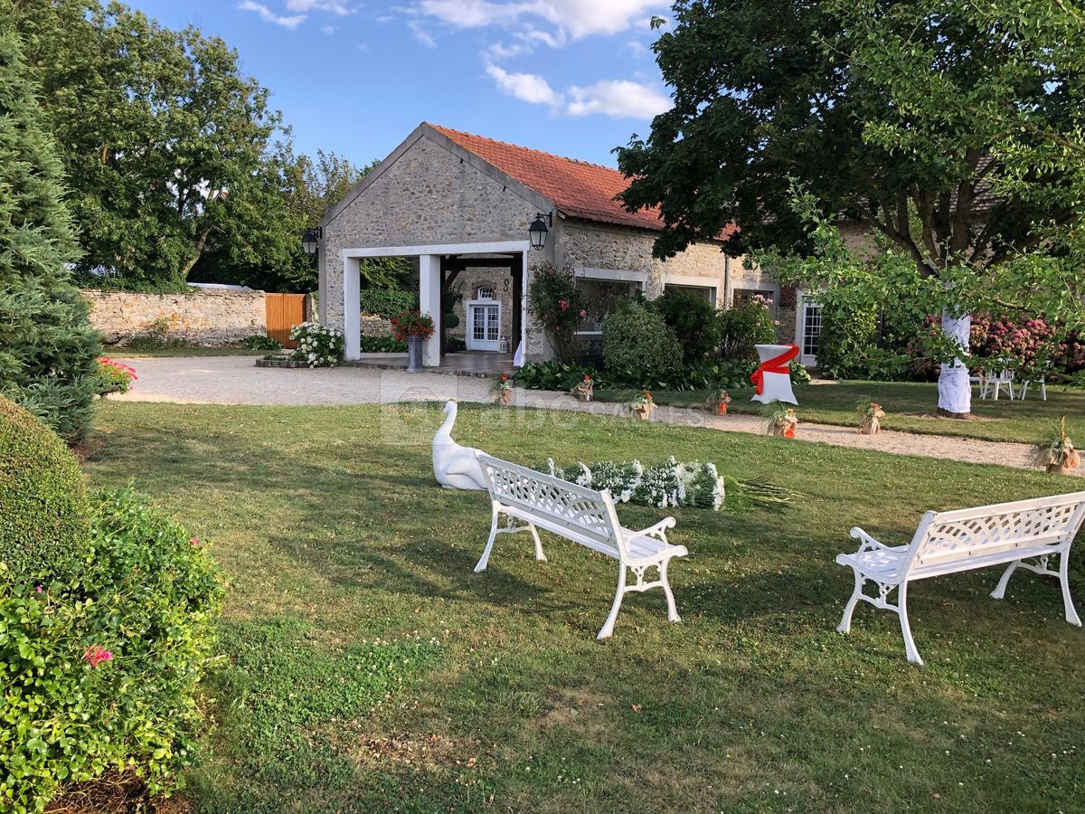Jardin et préau des Bergeries