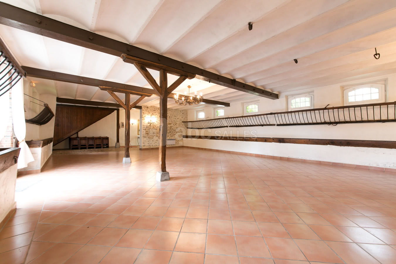 Intérieur salle Les Ecuries