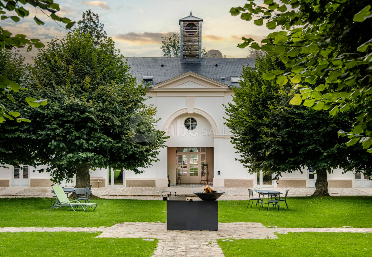 Cour des anciennes écuries