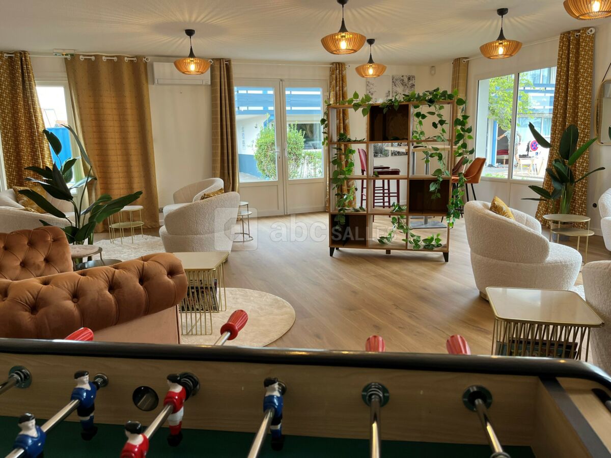 Salon