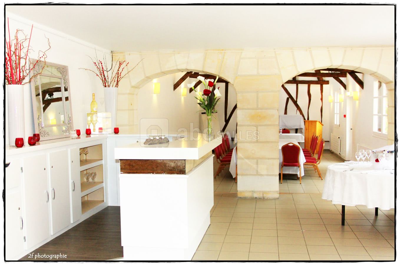 LA TAVERNE