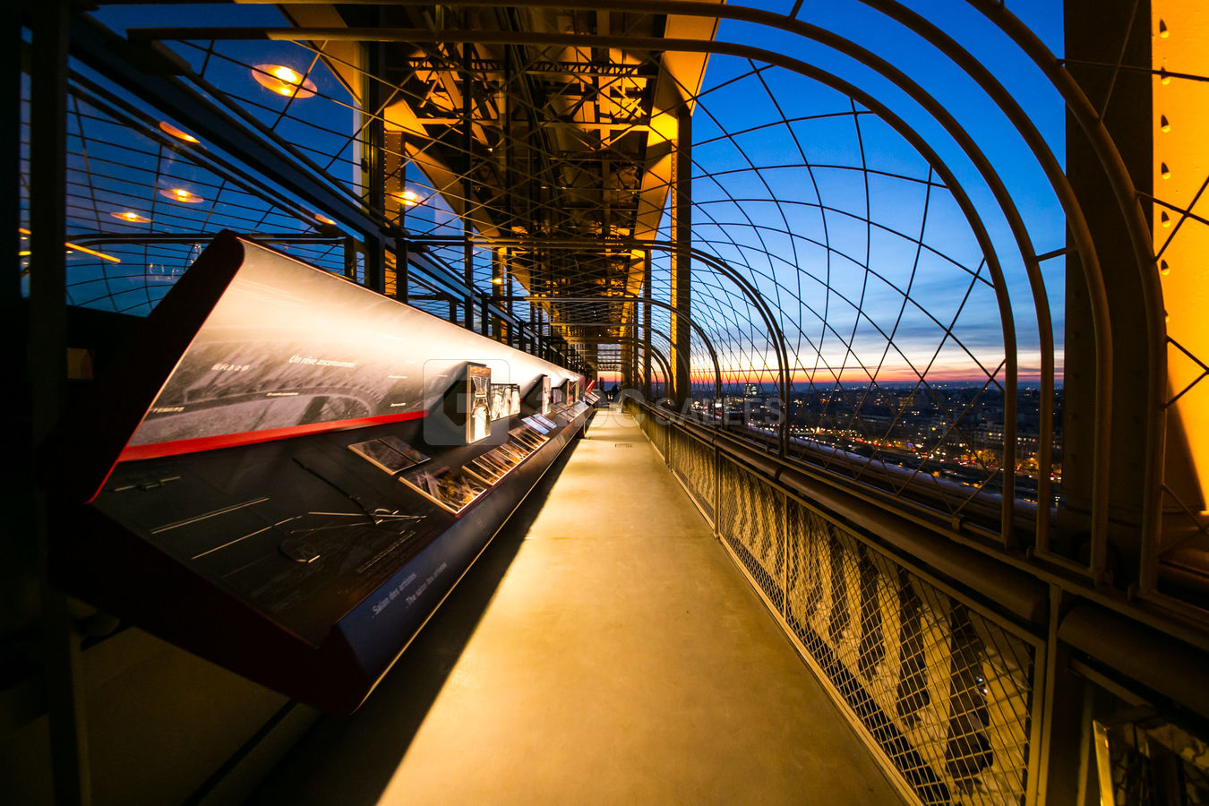 La Tour Eiffel Salon Gustave Eiffel ABC Salles