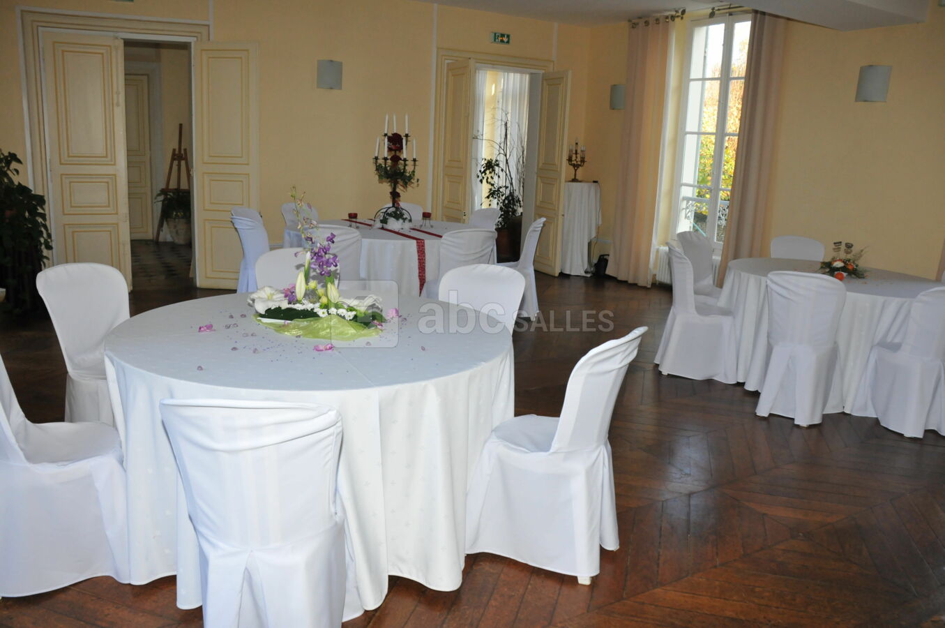 Salle de 70 personnes