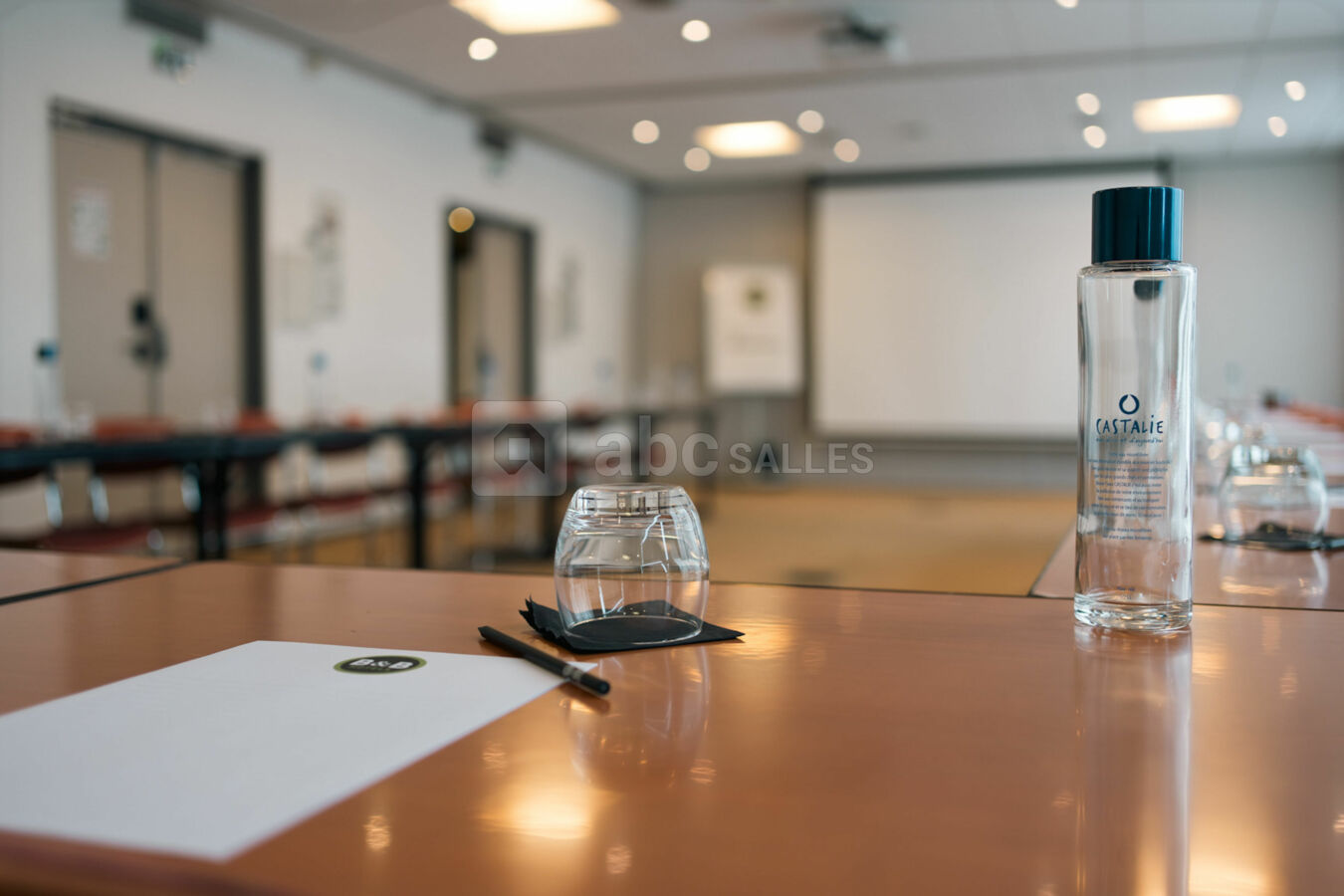 Salle 88m²