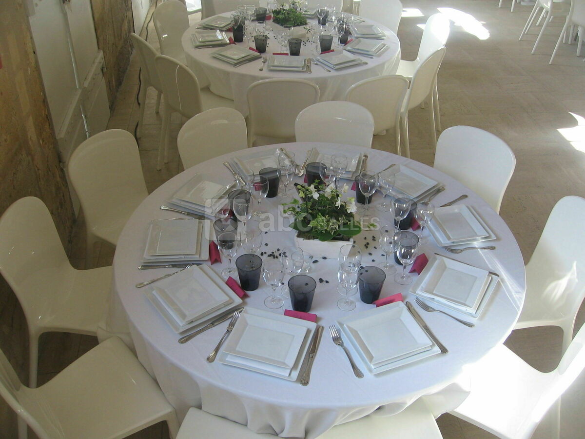 Une table