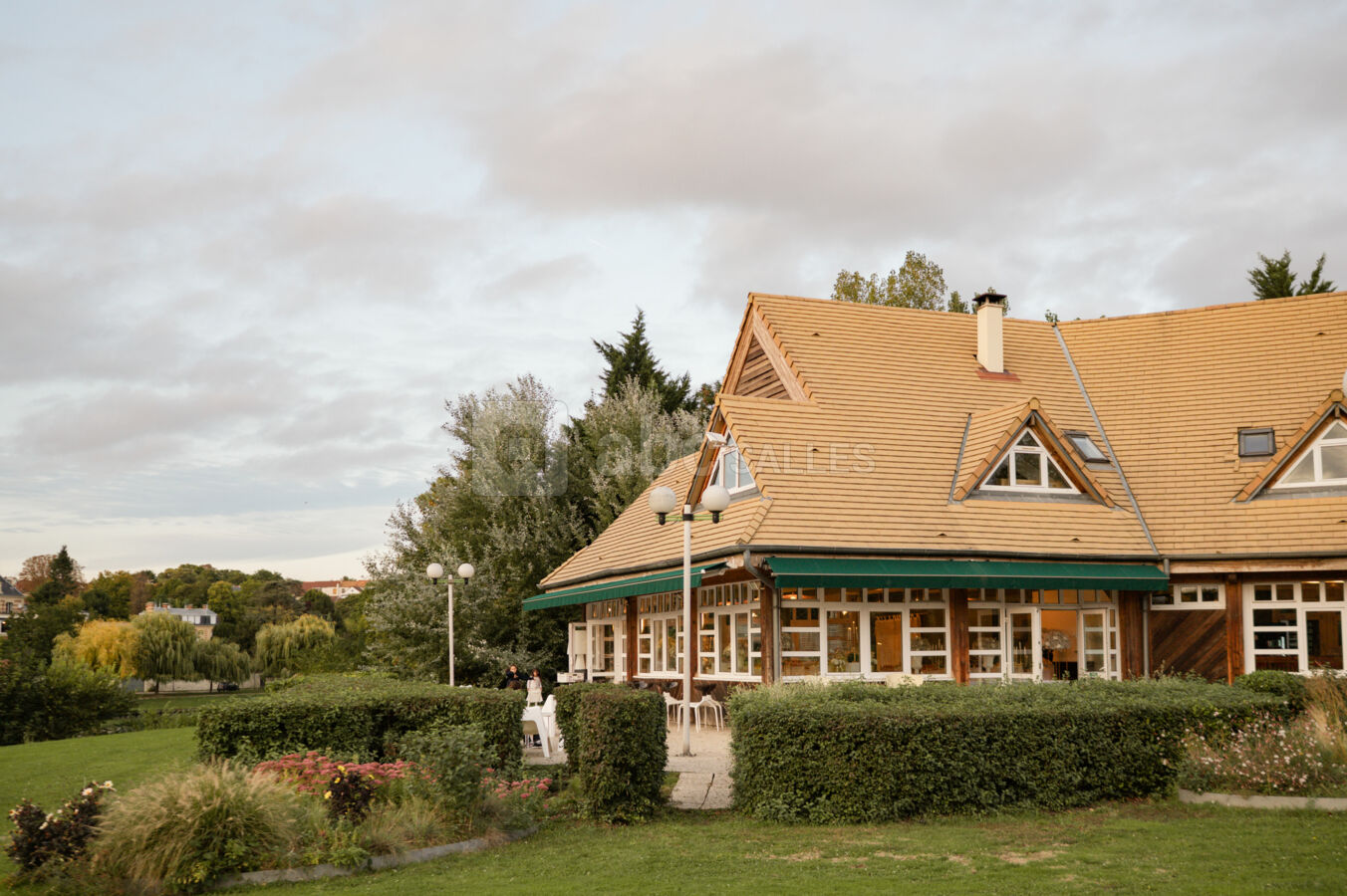 Le Salon Impressionniste et sa terrasse