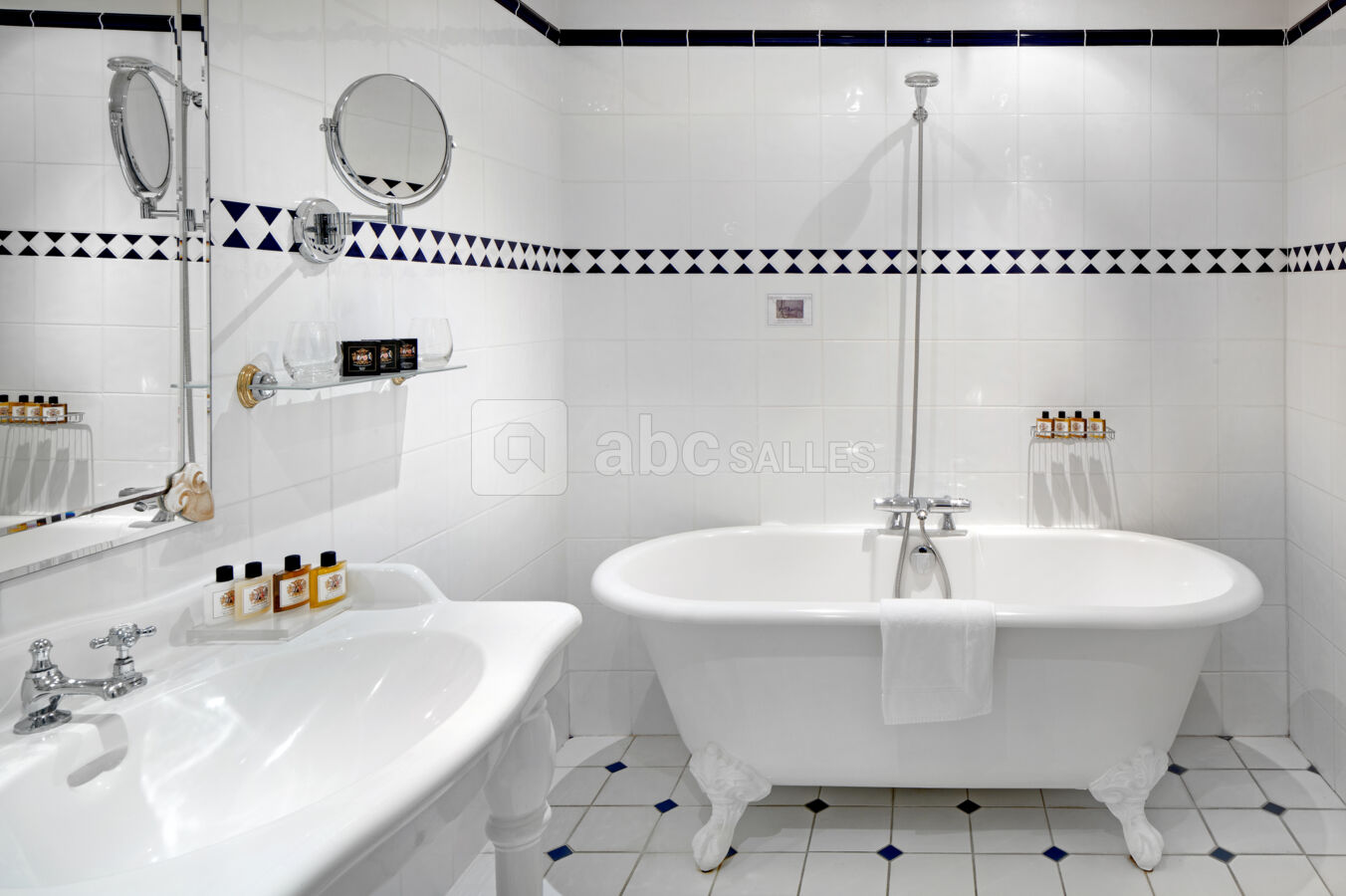 Salle de bain château