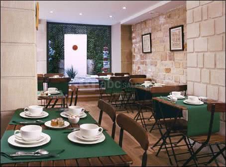 Salle de petit déjeuner