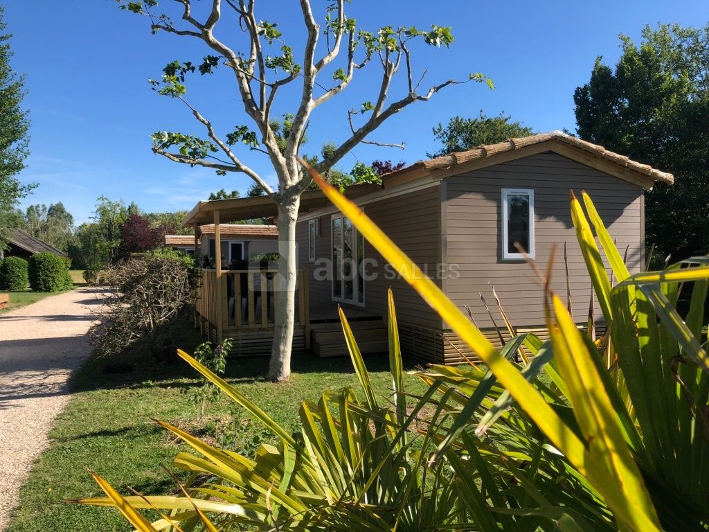 Chalet marina/ Camping des Portes du Beaujolais