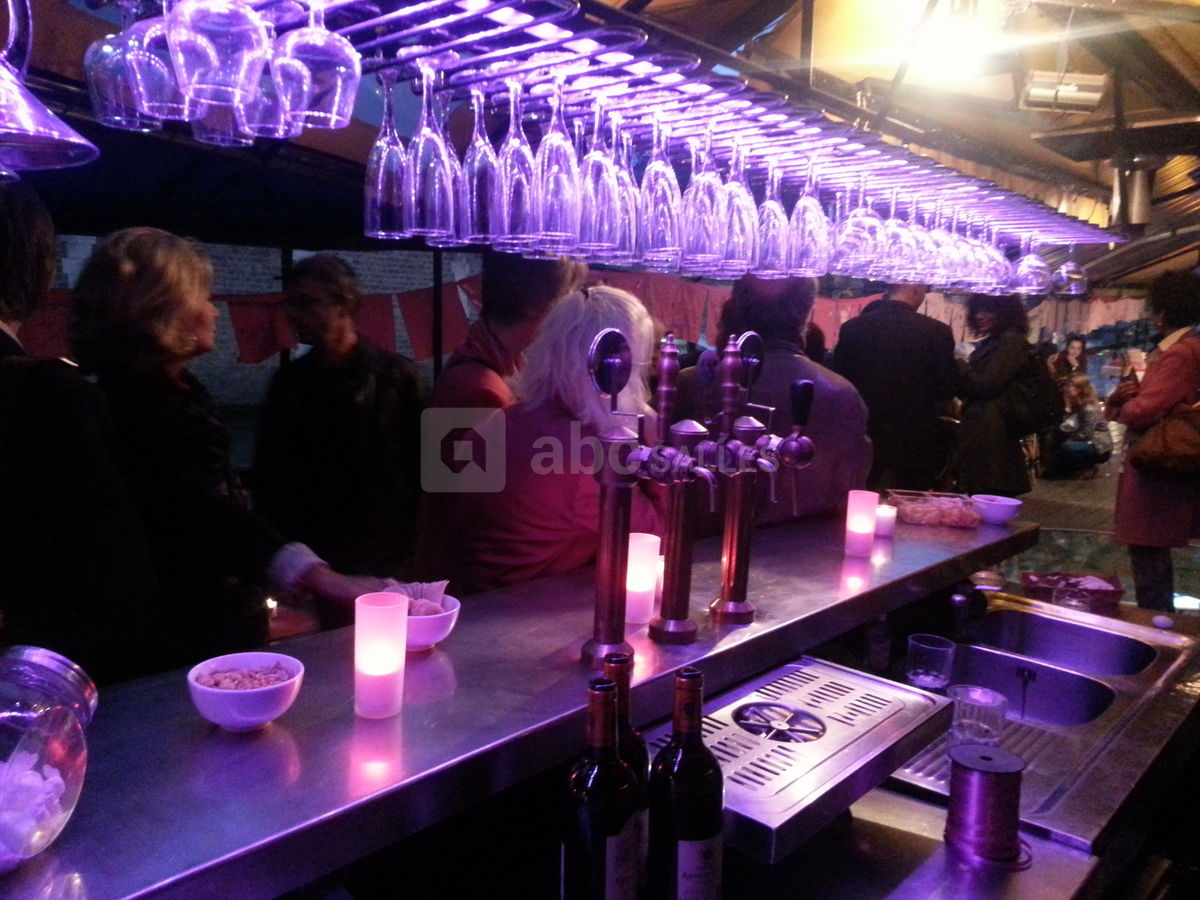 Ambiance au bar