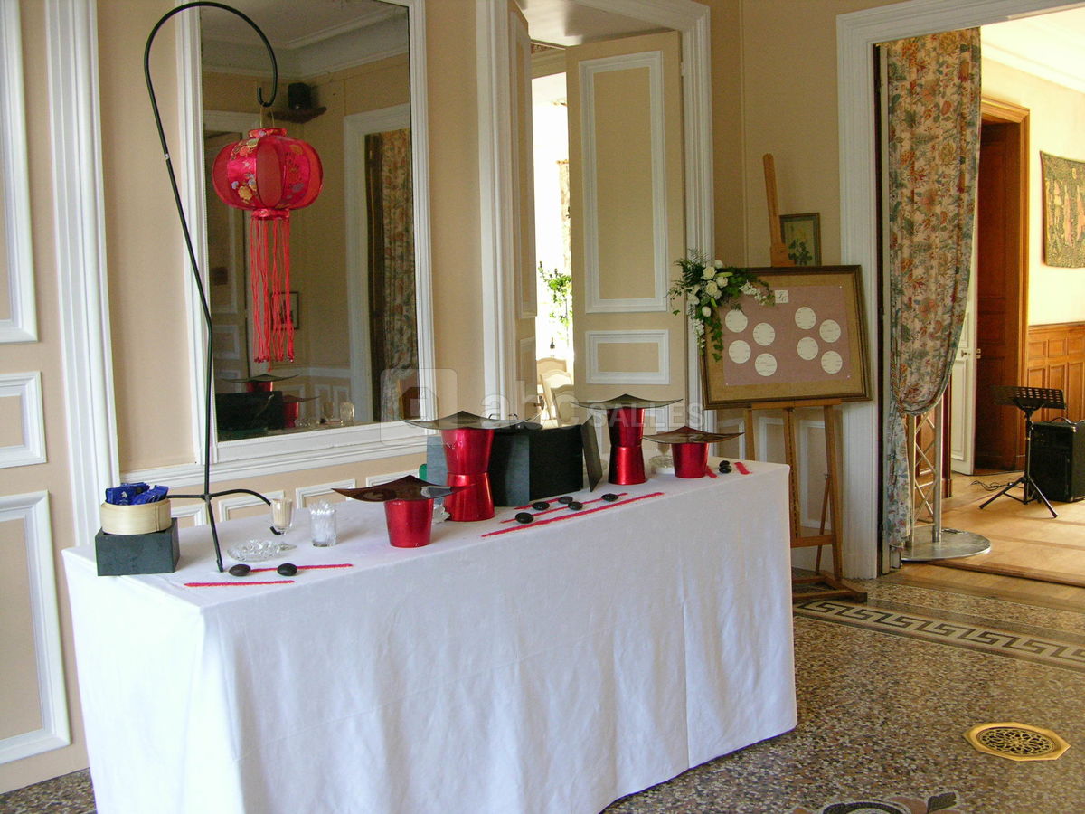 Open bar dans le salon hall