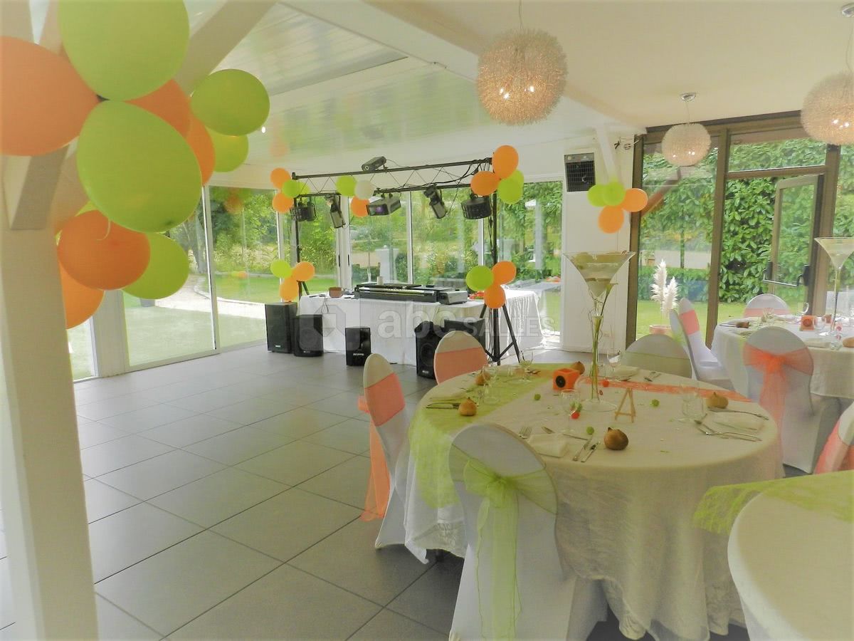 Domaine des Pierres Dorées - Salle de récéption