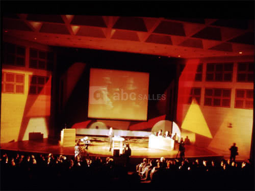 L auditorium