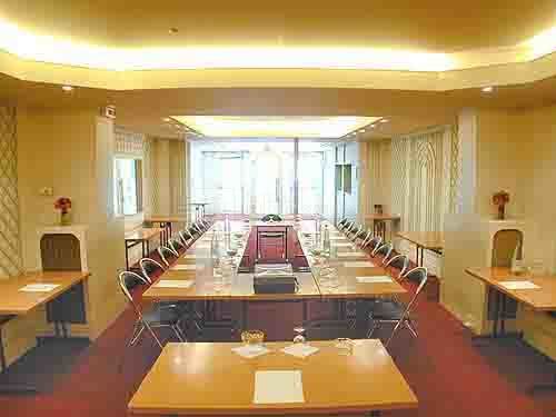 Salle de seminaire "les jardins de l'isly"