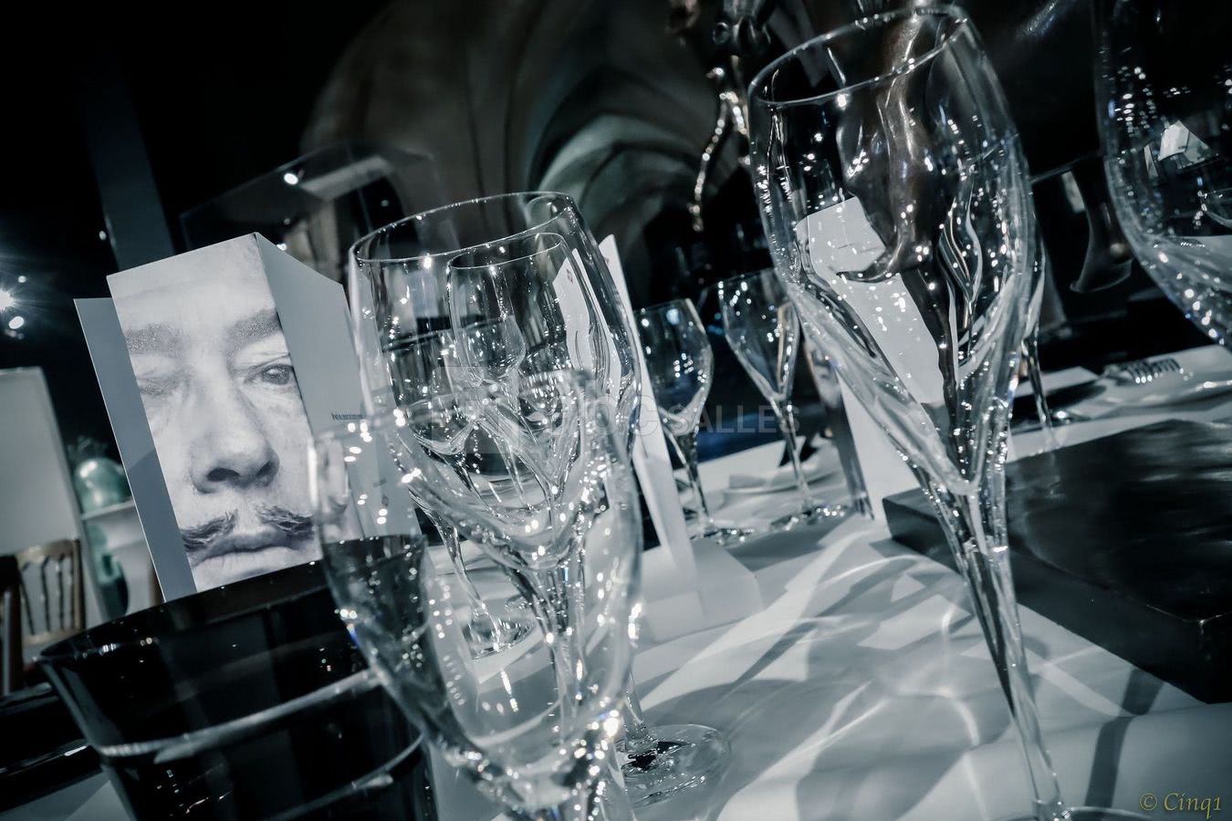 Diner assis - espace dali