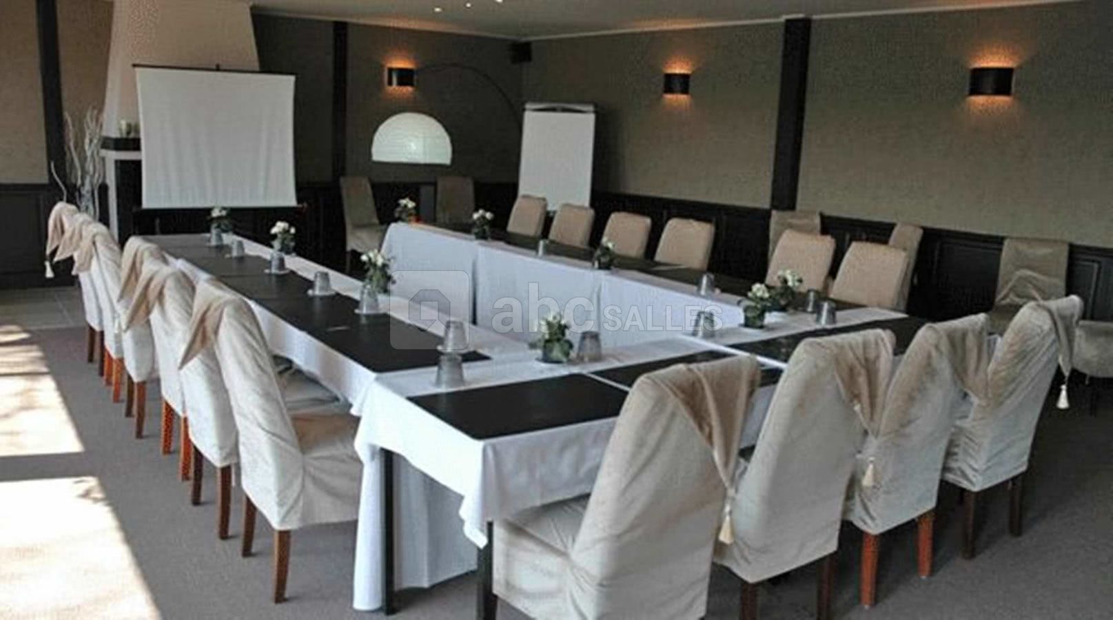 Salle de séminaire country club