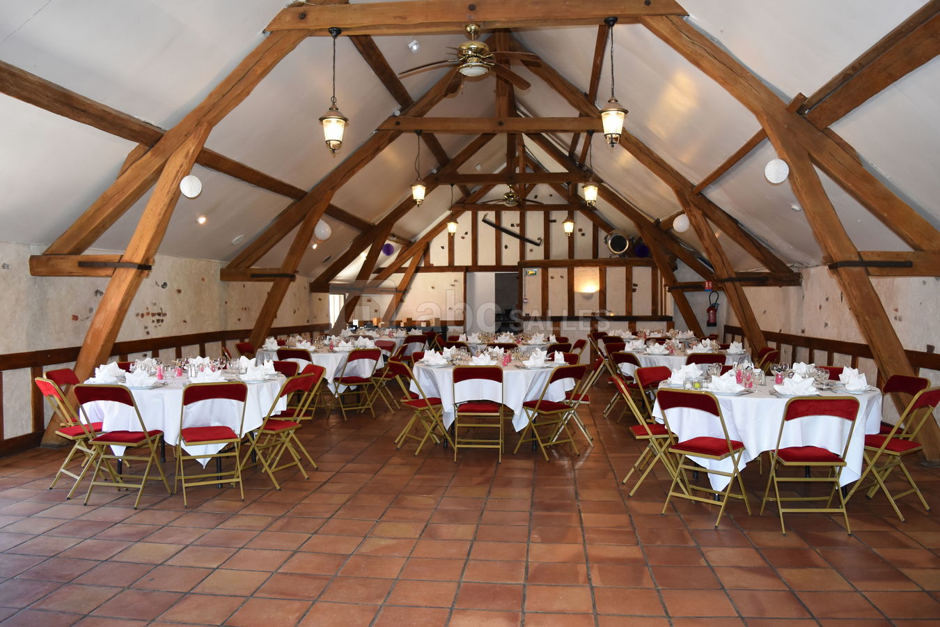 La Grange aux Belles