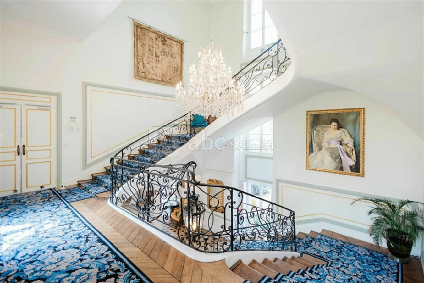 Escalier central