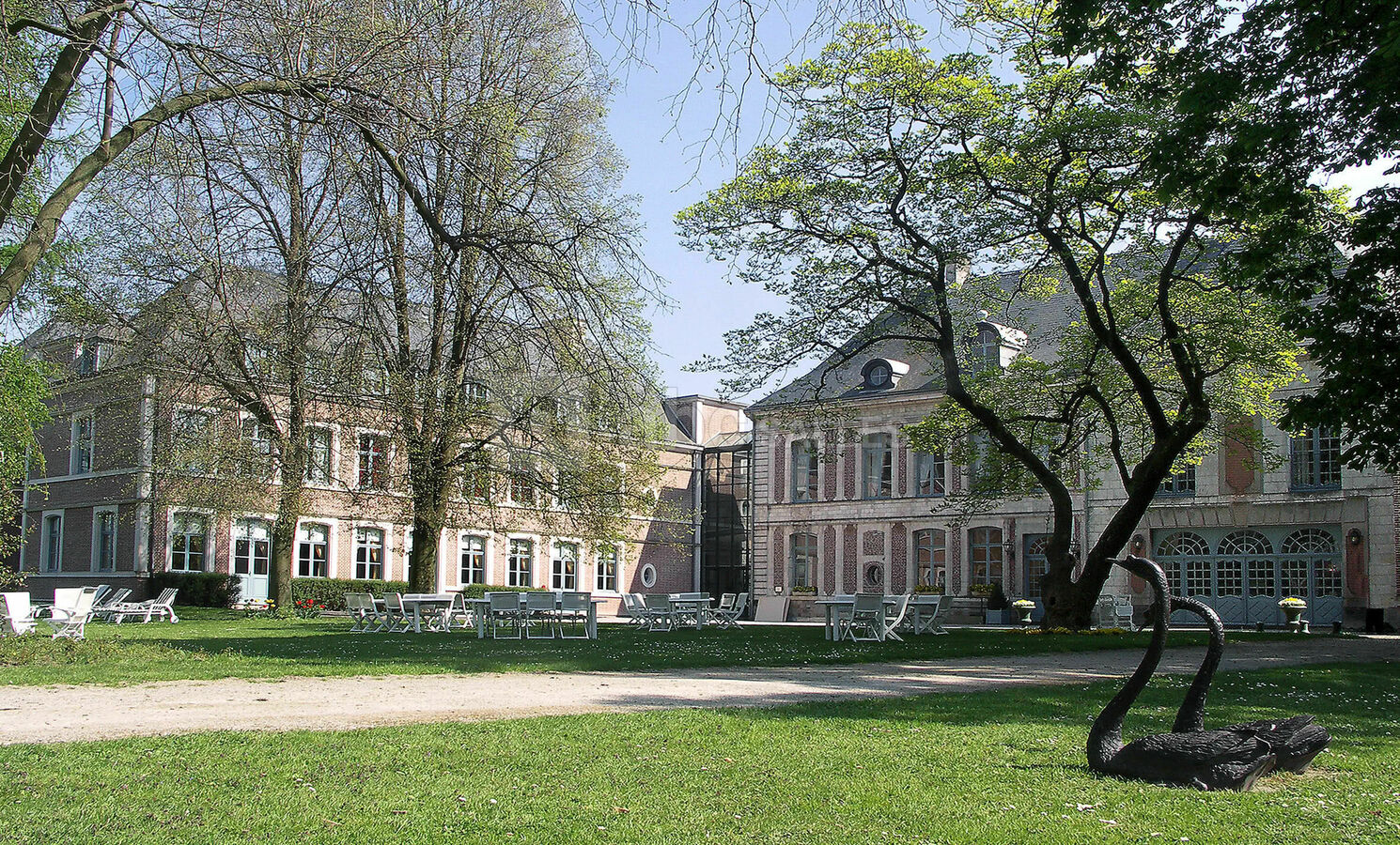 Façade chartreuse du parc
