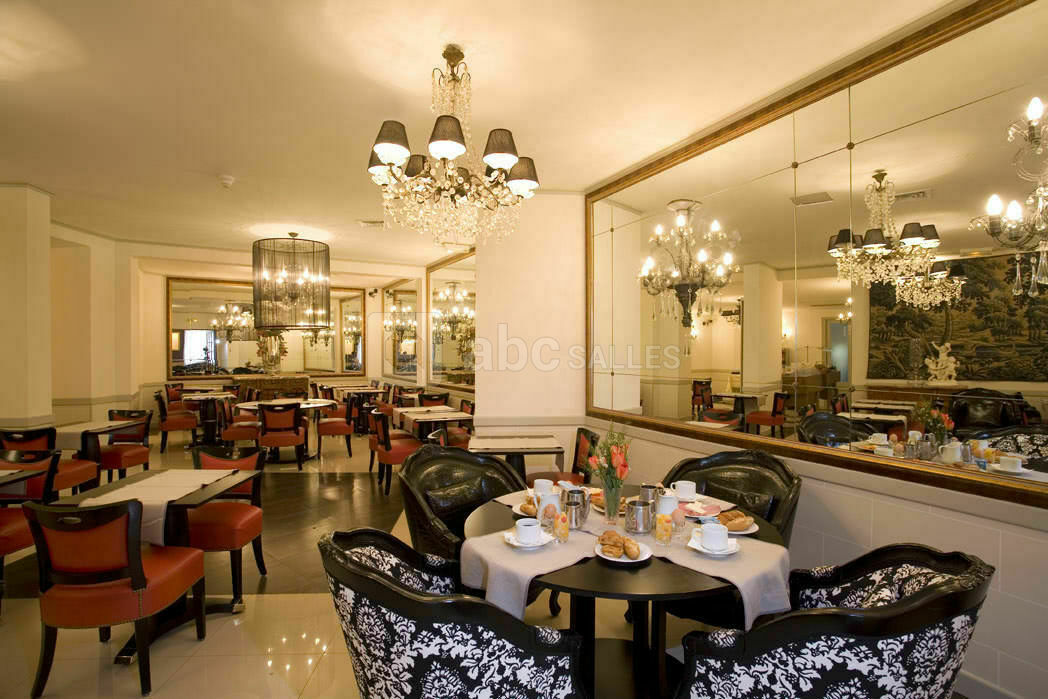 Salle petit déjeuner