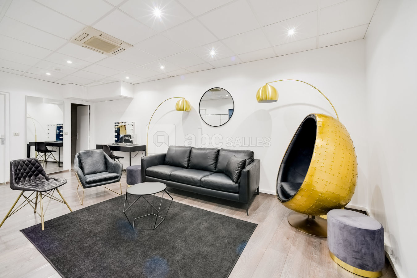 LOGE PREMIUM