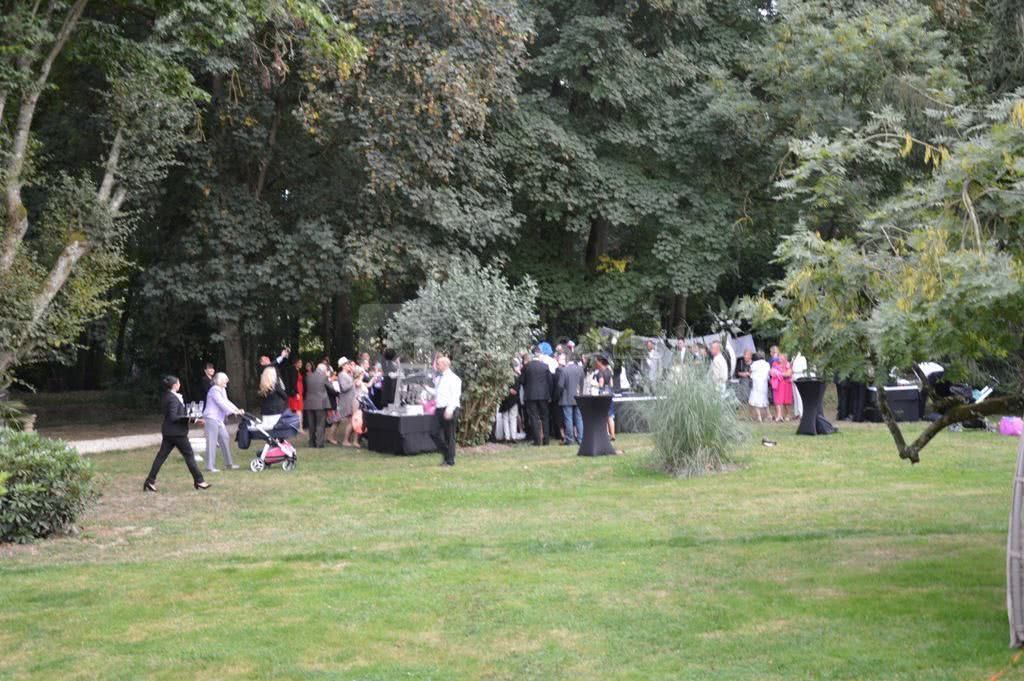COCKTAIL DANS LE PARC