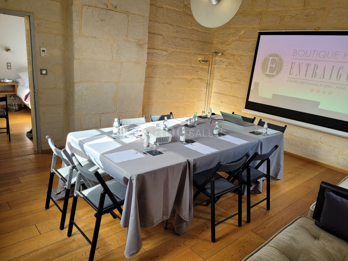 Boutique Hôtel Entraigues - Salle Suite Deluxe Supérieur