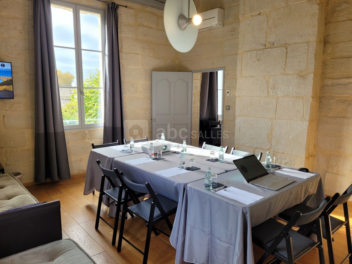 Boutique Hôtel Entraigues - Salle Suite Deluxe Supérieur