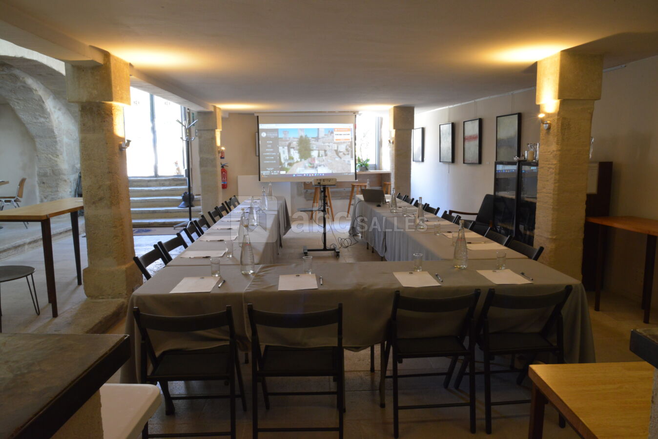 Boutique Hôtel Entraigues - Salle de l'Evêché