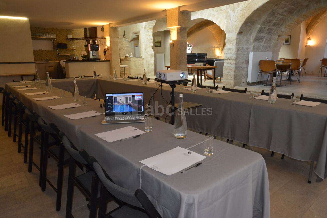 Boutique Hôtel Entraigues - Salle de l'Evêché