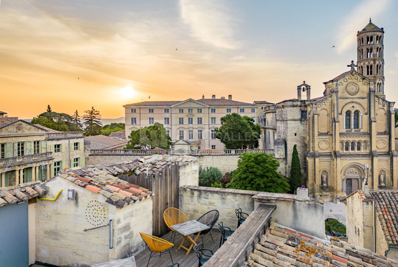 Boutique Hôtel Entraigues - Terrasse Panoramique avec vu sur la cathédrale Saint-Théodorit d'Uzès