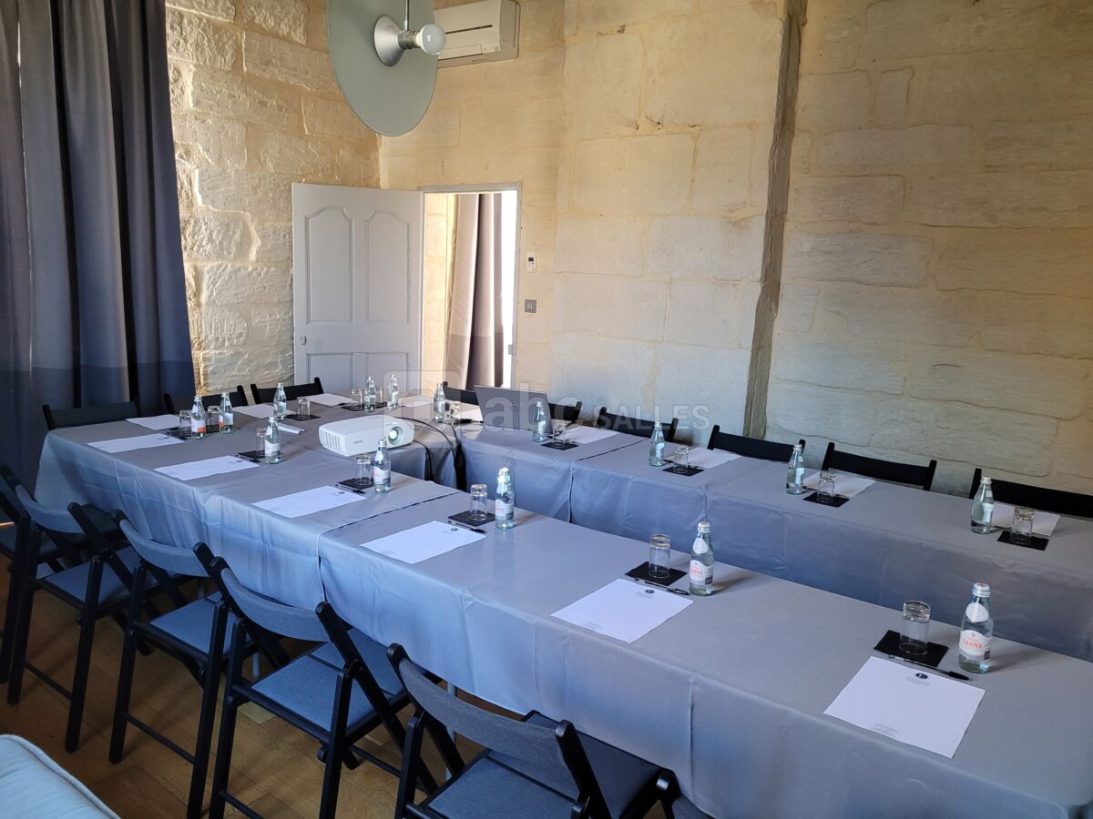 Boutique Hôtel Entraigues - Salle Suite Deluxe Supérieur