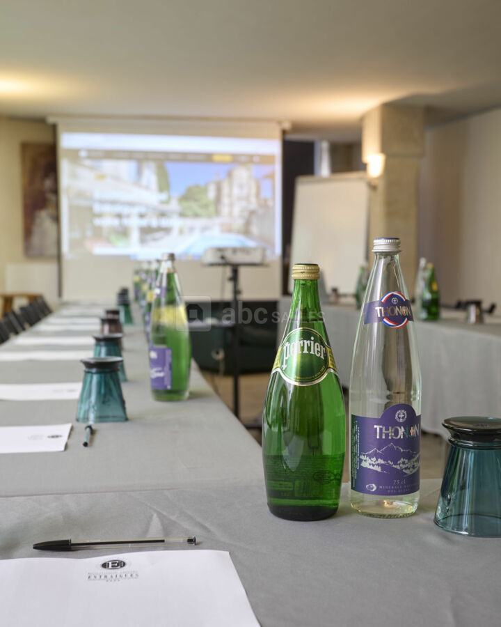 Boutique Hôtel Entraigues - Salle de l'Evéché