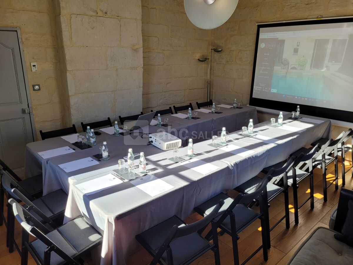 Boutique Hôtel Entraigues - Salle Suite Deluxe Supérieur